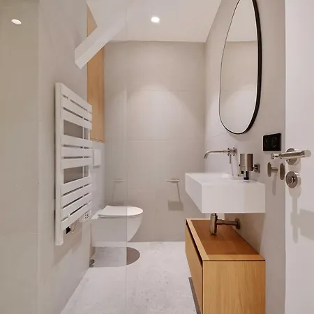 Sumptuous Flat Right In The Center Sentier Paris