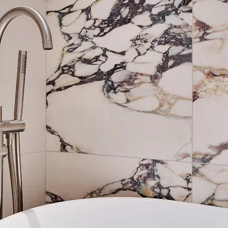 Sumptuous Flat Right In The Center Sentier Parigi